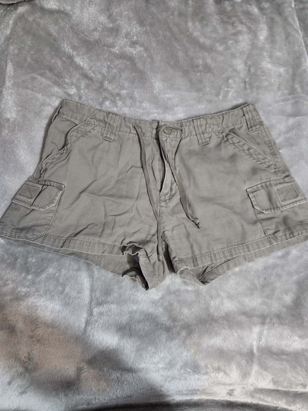 Women's Aeriopostale Taupe Cargo Shorts with Drawstring Waist